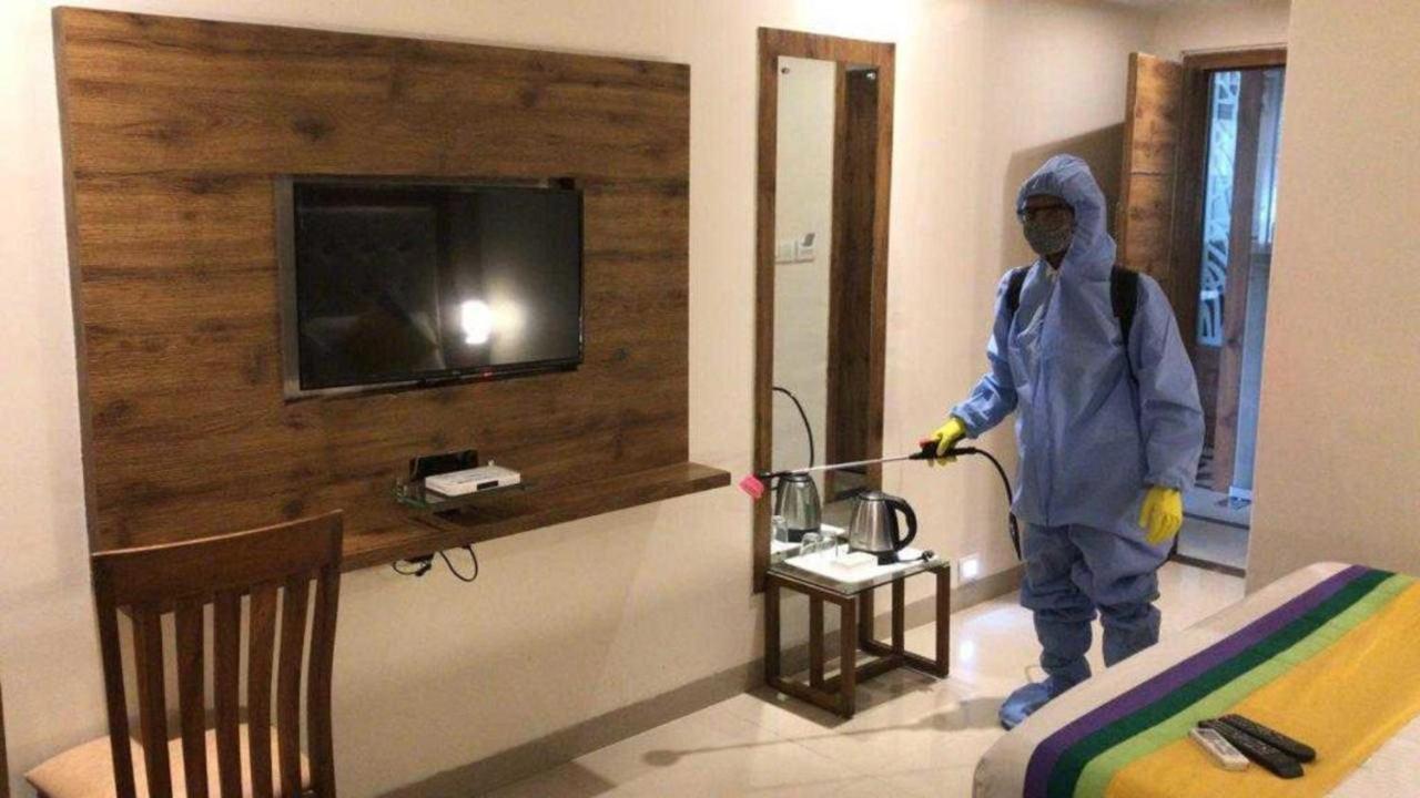 Hotel Z Suites- Delhi Igi Airport Új-Delhi Kültér fotó